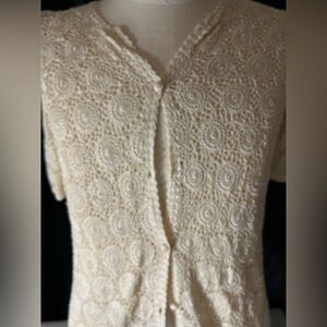 Vintage Elegant Cream Women's Sweater Crocheted